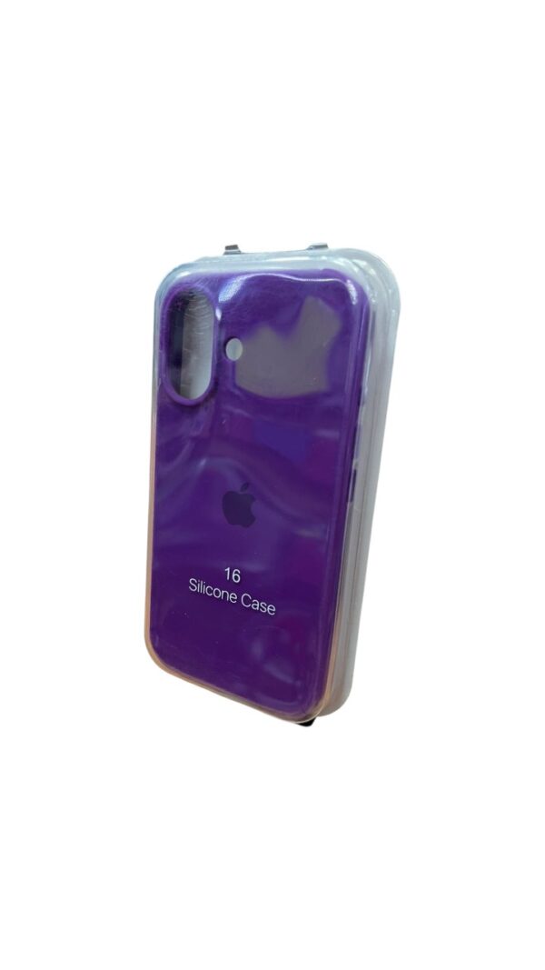 Funda silicona logo iPhone 16