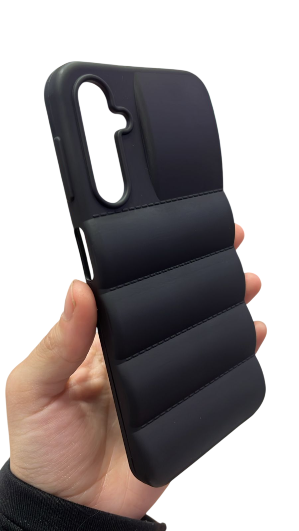 b7fc95db-68aa-4b59-b9bb-d0af36366297-Photoroom Funda Puffer Samsung a24